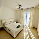 в жилом комплексе Caesar V50 *